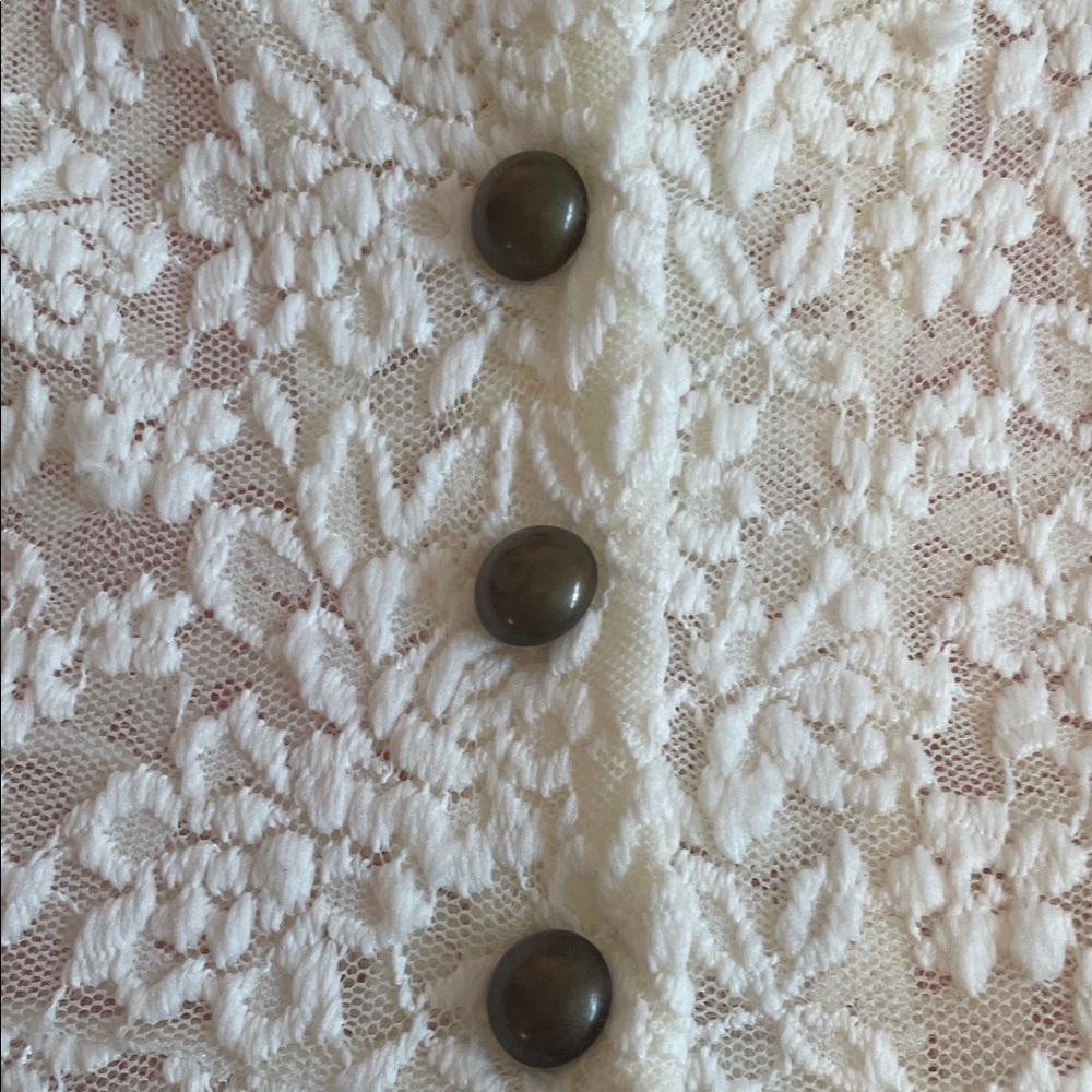 🤍🩰🤍IVORY Lace Blouse Size XS/S - Picture 5 of 7